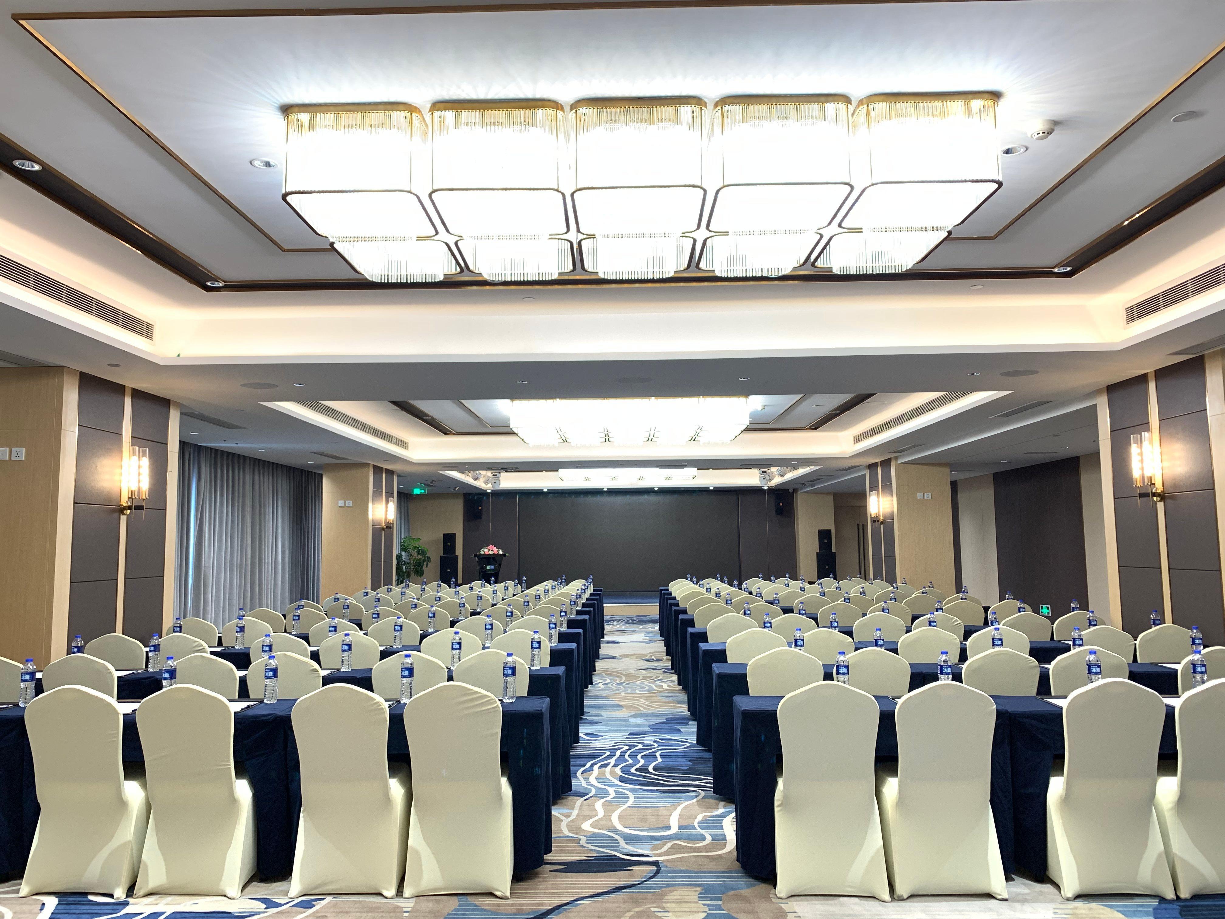 Holiday Inn Express Chengdu Tianhe By Ihg Pixian Exteriör bild
